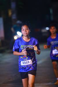 BIB: 3252
                            <button type="button" onclick="openModal(26252628)" class="btn btn-primary btn-sm float-right btn-popup" data-toggle="modal" data-target=".modal-high-quality">
                        <i class="fas fa-shopping-cart"></i> Add to Cart
                    </button>
                                            <button type="button" onclick="isThisMe(26252628, true)" class="btn btn-success btn-sm float-right btn-popup btn-isme hidden" data-toggle="tooltip" data-placement="bottom" title="นี่คือรูปของคุณใช่ไหม คลิกที่นี่เพื่อเอาเข้าอัลบั้ม">
                        <i class="fas fa-plus"></i> Add to album
                    </button>
                    <button type="button" onclick="isThisMe(26252628, false)" class="btn btn-warning btn-sm float-right btn-popup btn-isnotme hidden">
                        <i class="fas fa-ban"></i> Remove from album
                    </button>