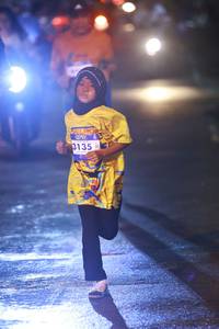 BIB: 3135
                            <button type="button" onclick="openModal(26252798)" class="btn btn-primary btn-sm float-right btn-popup" data-toggle="modal" data-target=".modal-high-quality">
                        <i class="fas fa-shopping-cart"></i> Add to Cart
                    </button>
                                            <button type="button" onclick="isThisMe(26252798, true)" class="btn btn-success btn-sm float-right btn-popup btn-isme hidden" data-toggle="tooltip" data-placement="bottom" title="นี่คือรูปของคุณใช่ไหม คลิกที่นี่เพื่อเอาเข้าอัลบั้ม">
                        <i class="fas fa-plus"></i> Add to album
                    </button>
                    <button type="button" onclick="isThisMe(26252798, false)" class="btn btn-warning btn-sm float-right btn-popup btn-isnotme hidden">
                        <i class="fas fa-ban"></i> Remove from album
                    </button>