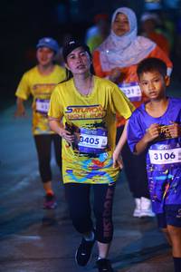 BIB: 3405, 3106
                            <button type="button" onclick="openModal(26254613)" class="btn btn-primary btn-sm float-right btn-popup" data-toggle="modal" data-target=".modal-high-quality">
                        <i class="fas fa-shopping-cart"></i> Add to Cart
                    </button>
                                            <button type="button" onclick="isThisMe(26254613, true)" class="btn btn-success btn-sm float-right btn-popup btn-isme hidden" data-toggle="tooltip" data-placement="bottom" title="นี่คือรูปของคุณใช่ไหม คลิกที่นี่เพื่อเอาเข้าอัลบั้ม">
                        <i class="fas fa-plus"></i> Add to album
                    </button>
                    <button type="button" onclick="isThisMe(26254613, false)" class="btn btn-warning btn-sm float-right btn-popup btn-isnotme hidden">
                        <i class="fas fa-ban"></i> Remove from album
                    </button>