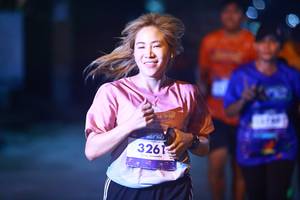 BIB: 3261
                            <button type="button" onclick="openModal(26253512)" class="btn btn-primary btn-sm float-right btn-popup" data-toggle="modal" data-target=".modal-high-quality">
                        <i class="fas fa-shopping-cart"></i> Add to Cart
                    </button>
                                            <button type="button" onclick="isThisMe(26253512, true)" class="btn btn-success btn-sm float-right btn-popup btn-isme hidden" data-toggle="tooltip" data-placement="bottom" title="นี่คือรูปของคุณใช่ไหม คลิกที่นี่เพื่อเอาเข้าอัลบั้ม">
                        <i class="fas fa-plus"></i> Add to album
                    </button>
                    <button type="button" onclick="isThisMe(26253512, false)" class="btn btn-warning btn-sm float-right btn-popup btn-isnotme hidden">
                        <i class="fas fa-ban"></i> Remove from album
                    </button>