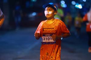 BIB: 3101
                            <button type="button" onclick="openModal(26253383)" class="btn btn-primary btn-sm float-right btn-popup" data-toggle="modal" data-target=".modal-high-quality">
                        <i class="fas fa-shopping-cart"></i> Add to Cart
                    </button>
                                            <button type="button" onclick="isThisMe(26253383, true)" class="btn btn-success btn-sm float-right btn-popup btn-isme hidden" data-toggle="tooltip" data-placement="bottom" title="นี่คือรูปของคุณใช่ไหม คลิกที่นี่เพื่อเอาเข้าอัลบั้ม">
                        <i class="fas fa-plus"></i> Add to album
                    </button>
                    <button type="button" onclick="isThisMe(26253383, false)" class="btn btn-warning btn-sm float-right btn-popup btn-isnotme hidden">
                        <i class="fas fa-ban"></i> Remove from album
                    </button>