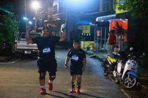 BIB: 1683, 3544
                            <button type="button" onclick="openModal(26255644)" class="btn btn-primary btn-sm float-right btn-popup" data-toggle="modal" data-target=".modal-high-quality">
                        <i class="fas fa-shopping-cart"></i> Add to Cart
                    </button>
                                            <button type="button" onclick="isThisMe(26255644, true)" class="btn btn-success btn-sm float-right btn-popup btn-isme hidden" data-toggle="tooltip" data-placement="bottom" title="นี่คือรูปของคุณใช่ไหม คลิกที่นี่เพื่อเอาเข้าอัลบั้ม">
                        <i class="fas fa-plus"></i> Add to album
                    </button>
                    <button type="button" onclick="isThisMe(26255644, false)" class="btn btn-warning btn-sm float-right btn-popup btn-isnotme hidden">
                        <i class="fas fa-ban"></i> Remove from album
                    </button>