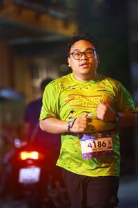 BIB: 4186
                            <button type="button" onclick="openModal(26253194)" class="btn btn-primary btn-sm float-right btn-popup" data-toggle="modal" data-target=".modal-high-quality">
                        <i class="fas fa-shopping-cart"></i> Add to Cart
                    </button>
                                            <button type="button" onclick="isThisMe(26253194, true)" class="btn btn-success btn-sm float-right btn-popup btn-isme hidden" data-toggle="tooltip" data-placement="bottom" title="นี่คือรูปของคุณใช่ไหม คลิกที่นี่เพื่อเอาเข้าอัลบั้ม">
                        <i class="fas fa-plus"></i> Add to album
                    </button>
                    <button type="button" onclick="isThisMe(26253194, false)" class="btn btn-warning btn-sm float-right btn-popup btn-isnotme hidden">
                        <i class="fas fa-ban"></i> Remove from album
                    </button>