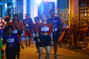 BIB: 4194, 3050
                            <button type="button" onclick="openModal(26255617)" class="btn btn-primary btn-sm float-right btn-popup" data-toggle="modal" data-target=".modal-high-quality">
                        <i class="fas fa-shopping-cart"></i> Add to Cart
                    </button>
                                            <button type="button" onclick="isThisMe(26255617, true)" class="btn btn-success btn-sm float-right btn-popup btn-isme hidden" data-toggle="tooltip" data-placement="bottom" title="นี่คือรูปของคุณใช่ไหม คลิกที่นี่เพื่อเอาเข้าอัลบั้ม">
                        <i class="fas fa-plus"></i> Add to album
                    </button>
                    <button type="button" onclick="isThisMe(26255617, false)" class="btn btn-warning btn-sm float-right btn-popup btn-isnotme hidden">
                        <i class="fas fa-ban"></i> Remove from album
                    </button>