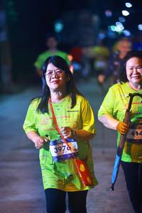 BIB: 3976, 414
                            <button type="button" onclick="openModal(26254059)" class="btn btn-primary btn-sm float-right btn-popup" data-toggle="modal" data-target=".modal-high-quality">
                        <i class="fas fa-shopping-cart"></i> Add to Cart
                    </button>
                                            <button type="button" onclick="isThisMe(26254059, true)" class="btn btn-success btn-sm float-right btn-popup btn-isme hidden" data-toggle="tooltip" data-placement="bottom" title="นี่คือรูปของคุณใช่ไหม คลิกที่นี่เพื่อเอาเข้าอัลบั้ม">
                        <i class="fas fa-plus"></i> Add to album
                    </button>
                    <button type="button" onclick="isThisMe(26254059, false)" class="btn btn-warning btn-sm float-right btn-popup btn-isnotme hidden">
                        <i class="fas fa-ban"></i> Remove from album
                    </button>