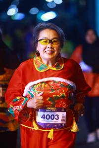 BIB: 4003
                            <button type="button" onclick="openModal(26254706)" class="btn btn-primary btn-sm float-right btn-popup" data-toggle="modal" data-target=".modal-high-quality">
                        <i class="fas fa-shopping-cart"></i> Add to Cart
                    </button>
                                            <button type="button" onclick="isThisMe(26254706, true)" class="btn btn-success btn-sm float-right btn-popup btn-isme hidden" data-toggle="tooltip" data-placement="bottom" title="นี่คือรูปของคุณใช่ไหม คลิกที่นี่เพื่อเอาเข้าอัลบั้ม">
                        <i class="fas fa-plus"></i> Add to album
                    </button>
                    <button type="button" onclick="isThisMe(26254706, false)" class="btn btn-warning btn-sm float-right btn-popup btn-isnotme hidden">
                        <i class="fas fa-ban"></i> Remove from album
                    </button>