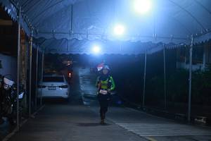 BIB: 
                            <button type="button" onclick="openModal(26255727)" class="btn btn-primary btn-sm float-right btn-popup" data-toggle="modal" data-target=".modal-high-quality">
                        <i class="fas fa-shopping-cart"></i> Add to Cart
                    </button>
                                            <button type="button" onclick="isThisMe(26255727, true)" class="btn btn-success btn-sm float-right btn-popup btn-isme hidden" data-toggle="tooltip" data-placement="bottom" title="นี่คือรูปของคุณใช่ไหม คลิกที่นี่เพื่อเอาเข้าอัลบั้ม">
                        <i class="fas fa-plus"></i> Add to album
                    </button>
                    <button type="button" onclick="isThisMe(26255727, false)" class="btn btn-warning btn-sm float-right btn-popup btn-isnotme hidden">
                        <i class="fas fa-ban"></i> Remove from album
                    </button>