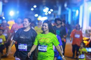 BIB: 4192, 4471
                            <button type="button" onclick="openModal(26255422)" class="btn btn-primary btn-sm float-right btn-popup" data-toggle="modal" data-target=".modal-high-quality">
                        <i class="fas fa-shopping-cart"></i> Add to Cart
                    </button>
                                            <button type="button" onclick="isThisMe(26255422, true)" class="btn btn-success btn-sm float-right btn-popup btn-isme hidden" data-toggle="tooltip" data-placement="bottom" title="นี่คือรูปของคุณใช่ไหม คลิกที่นี่เพื่อเอาเข้าอัลบั้ม">
                        <i class="fas fa-plus"></i> Add to album
                    </button>
                    <button type="button" onclick="isThisMe(26255422, false)" class="btn btn-warning btn-sm float-right btn-popup btn-isnotme hidden">
                        <i class="fas fa-ban"></i> Remove from album
                    </button>