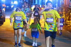 BIB: 4426, 4432, 4126
                            <button type="button" onclick="openModal(26255449)" class="btn btn-primary btn-sm float-right btn-popup" data-toggle="modal" data-target=".modal-high-quality">
                        <i class="fas fa-shopping-cart"></i> Add to Cart
                    </button>
                                            <button type="button" onclick="isThisMe(26255449, true)" class="btn btn-success btn-sm float-right btn-popup btn-isme hidden" data-toggle="tooltip" data-placement="bottom" title="นี่คือรูปของคุณใช่ไหม คลิกที่นี่เพื่อเอาเข้าอัลบั้ม">
                        <i class="fas fa-plus"></i> Add to album
                    </button>
                    <button type="button" onclick="isThisMe(26255449, false)" class="btn btn-warning btn-sm float-right btn-popup btn-isnotme hidden">
                        <i class="fas fa-ban"></i> Remove from album
                    </button>