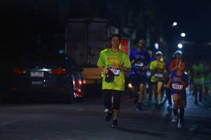 BIB: 828, 3021
                            <button type="button" onclick="openModal(26253281)" class="btn btn-primary btn-sm float-right btn-popup" data-toggle="modal" data-target=".modal-high-quality">
                        <i class="fas fa-shopping-cart"></i> Add to Cart
                    </button>
                                            <button type="button" onclick="isThisMe(26253281, true)" class="btn btn-success btn-sm float-right btn-popup btn-isme hidden" data-toggle="tooltip" data-placement="bottom" title="นี่คือรูปของคุณใช่ไหม คลิกที่นี่เพื่อเอาเข้าอัลบั้ม">
                        <i class="fas fa-plus"></i> Add to album
                    </button>
                    <button type="button" onclick="isThisMe(26253281, false)" class="btn btn-warning btn-sm float-right btn-popup btn-isnotme hidden">
                        <i class="fas fa-ban"></i> Remove from album
                    </button>