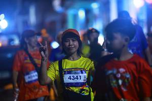 BIB: 4044, 4341
                            <button type="button" onclick="openModal(26255618)" class="btn btn-primary btn-sm float-right btn-popup" data-toggle="modal" data-target=".modal-high-quality">
                        <i class="fas fa-shopping-cart"></i> Add to Cart
                    </button>
                                            <button type="button" onclick="isThisMe(26255618, true)" class="btn btn-success btn-sm float-right btn-popup btn-isme hidden" data-toggle="tooltip" data-placement="bottom" title="นี่คือรูปของคุณใช่ไหม คลิกที่นี่เพื่อเอาเข้าอัลบั้ม">
                        <i class="fas fa-plus"></i> Add to album
                    </button>
                    <button type="button" onclick="isThisMe(26255618, false)" class="btn btn-warning btn-sm float-right btn-popup btn-isnotme hidden">
                        <i class="fas fa-ban"></i> Remove from album
                    </button>