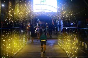 BIB: 
                            <button type="button" onclick="openModal(26255687)" class="btn btn-primary btn-sm float-right btn-popup" data-toggle="modal" data-target=".modal-high-quality">
                        <i class="fas fa-shopping-cart"></i> Add to Cart
                    </button>
                                            <button type="button" onclick="isThisMe(26255687, true)" class="btn btn-success btn-sm float-right btn-popup btn-isme hidden" data-toggle="tooltip" data-placement="bottom" title="นี่คือรูปของคุณใช่ไหม คลิกที่นี่เพื่อเอาเข้าอัลบั้ม">
                        <i class="fas fa-plus"></i> Add to album
                    </button>
                    <button type="button" onclick="isThisMe(26255687, false)" class="btn btn-warning btn-sm float-right btn-popup btn-isnotme hidden">
                        <i class="fas fa-ban"></i> Remove from album
                    </button>