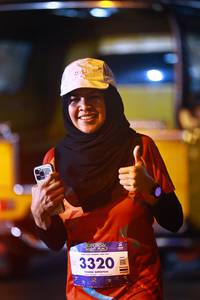 BIB: 3320
                            <button type="button" onclick="openModal(26252338)" class="btn btn-primary btn-sm float-right btn-popup" data-toggle="modal" data-target=".modal-high-quality">
                        <i class="fas fa-shopping-cart"></i> Add to Cart
                    </button>
                                            <button type="button" onclick="isThisMe(26252338, true)" class="btn btn-success btn-sm float-right btn-popup btn-isme hidden" data-toggle="tooltip" data-placement="bottom" title="นี่คือรูปของคุณใช่ไหม คลิกที่นี่เพื่อเอาเข้าอัลบั้ม">
                        <i class="fas fa-plus"></i> Add to album
                    </button>
                    <button type="button" onclick="isThisMe(26252338, false)" class="btn btn-warning btn-sm float-right btn-popup btn-isnotme hidden">
                        <i class="fas fa-ban"></i> Remove from album
                    </button>