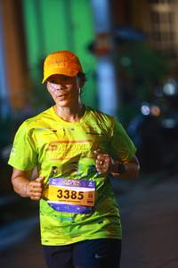 BIB: 3385
                            <button type="button" onclick="openModal(26252297)" class="btn btn-primary btn-sm float-right btn-popup" data-toggle="modal" data-target=".modal-high-quality">
                        <i class="fas fa-shopping-cart"></i> Add to Cart
                    </button>
                                            <button type="button" onclick="isThisMe(26252297, true)" class="btn btn-success btn-sm float-right btn-popup btn-isme hidden" data-toggle="tooltip" data-placement="bottom" title="นี่คือรูปของคุณใช่ไหม คลิกที่นี่เพื่อเอาเข้าอัลบั้ม">
                        <i class="fas fa-plus"></i> Add to album
                    </button>
                    <button type="button" onclick="isThisMe(26252297, false)" class="btn btn-warning btn-sm float-right btn-popup btn-isnotme hidden">
                        <i class="fas fa-ban"></i> Remove from album
                    </button>