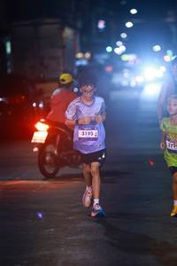 BIB: 3195, 313
                            <button type="button" onclick="openModal(26252671)" class="btn btn-primary btn-sm float-right btn-popup" data-toggle="modal" data-target=".modal-high-quality">
                        <i class="fas fa-shopping-cart"></i> Add to Cart
                    </button>
                                            <button type="button" onclick="isThisMe(26252671, true)" class="btn btn-success btn-sm float-right btn-popup btn-isme hidden" data-toggle="tooltip" data-placement="bottom" title="นี่คือรูปของคุณใช่ไหม คลิกที่นี่เพื่อเอาเข้าอัลบั้ม">
                        <i class="fas fa-plus"></i> Add to album
                    </button>
                    <button type="button" onclick="isThisMe(26252671, false)" class="btn btn-warning btn-sm float-right btn-popup btn-isnotme hidden">
                        <i class="fas fa-ban"></i> Remove from album
                    </button>