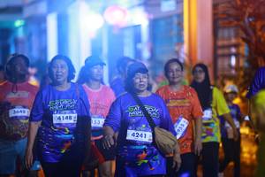 BIB: 3648, 4148, 153, 4241, 955
                            <button type="button" onclick="openModal(26255571)" class="btn btn-primary btn-sm float-right btn-popup" data-toggle="modal" data-target=".modal-high-quality">
                        <i class="fas fa-shopping-cart"></i> Add to Cart
                    </button>
                                            <button type="button" onclick="isThisMe(26255571, true)" class="btn btn-success btn-sm float-right btn-popup btn-isme hidden" data-toggle="tooltip" data-placement="bottom" title="นี่คือรูปของคุณใช่ไหม คลิกที่นี่เพื่อเอาเข้าอัลบั้ม">
                        <i class="fas fa-plus"></i> Add to album
                    </button>
                    <button type="button" onclick="isThisMe(26255571, false)" class="btn btn-warning btn-sm float-right btn-popup btn-isnotme hidden">
                        <i class="fas fa-ban"></i> Remove from album
                    </button>