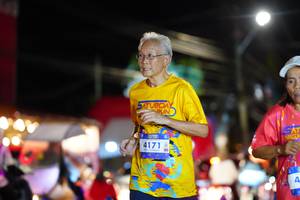 BIB: 4171
                            <button type="button" onclick="openModal(26221831)" class="btn btn-primary btn-sm float-right btn-popup" data-toggle="modal" data-target=".modal-high-quality">
                        <i class="fas fa-shopping-cart"></i> Add to Cart
                    </button>
                                            <button type="button" onclick="isThisMe(26221831, true)" class="btn btn-success btn-sm float-right btn-popup btn-isme hidden" data-toggle="tooltip" data-placement="bottom" title="นี่คือรูปของคุณใช่ไหม คลิกที่นี่เพื่อเอาเข้าอัลบั้ม">
                        <i class="fas fa-plus"></i> Add to album
                    </button>
                    <button type="button" onclick="isThisMe(26221831, false)" class="btn btn-warning btn-sm float-right btn-popup btn-isnotme hidden">
                        <i class="fas fa-ban"></i> Remove from album
                    </button>