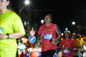 BIB: 4039
                            <button type="button" onclick="openModal(26221820)" class="btn btn-primary btn-sm float-right btn-popup" data-toggle="modal" data-target=".modal-high-quality">
                        <i class="fas fa-shopping-cart"></i> Add to Cart
                    </button>
                                            <button type="button" onclick="isThisMe(26221820, true)" class="btn btn-success btn-sm float-right btn-popup btn-isme hidden" data-toggle="tooltip" data-placement="bottom" title="นี่คือรูปของคุณใช่ไหม คลิกที่นี่เพื่อเอาเข้าอัลบั้ม">
                        <i class="fas fa-plus"></i> Add to album
                    </button>
                    <button type="button" onclick="isThisMe(26221820, false)" class="btn btn-warning btn-sm float-right btn-popup btn-isnotme hidden">
                        <i class="fas fa-ban"></i> Remove from album
                    </button>