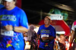 BIB: 4258
                            <button type="button" onclick="openModal(26222037)" class="btn btn-primary btn-sm float-right btn-popup" data-toggle="modal" data-target=".modal-high-quality">
                        <i class="fas fa-shopping-cart"></i> Add to Cart
                    </button>
                                            <button type="button" onclick="isThisMe(26222037, true)" class="btn btn-success btn-sm float-right btn-popup btn-isme hidden" data-toggle="tooltip" data-placement="bottom" title="นี่คือรูปของคุณใช่ไหม คลิกที่นี่เพื่อเอาเข้าอัลบั้ม">
                        <i class="fas fa-plus"></i> Add to album
                    </button>
                    <button type="button" onclick="isThisMe(26222037, false)" class="btn btn-warning btn-sm float-right btn-popup btn-isnotme hidden">
                        <i class="fas fa-ban"></i> Remove from album
                    </button>