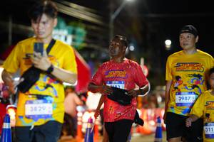 BIB: 3829, 3987, 311
                            <button type="button" onclick="openModal(26222275)" class="btn btn-primary btn-sm float-right btn-popup" data-toggle="modal" data-target=".modal-high-quality">
                        <i class="fas fa-shopping-cart"></i> Add to Cart
                    </button>
                                            <button type="button" onclick="isThisMe(26222275, true)" class="btn btn-success btn-sm float-right btn-popup btn-isme hidden" data-toggle="tooltip" data-placement="bottom" title="นี่คือรูปของคุณใช่ไหม คลิกที่นี่เพื่อเอาเข้าอัลบั้ม">
                        <i class="fas fa-plus"></i> Add to album
                    </button>
                    <button type="button" onclick="isThisMe(26222275, false)" class="btn btn-warning btn-sm float-right btn-popup btn-isnotme hidden">
                        <i class="fas fa-ban"></i> Remove from album
                    </button>