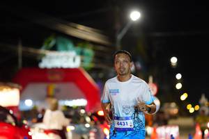 BIB: 4431
                            <button type="button" onclick="openModal(26221646)" class="btn btn-primary btn-sm float-right btn-popup" data-toggle="modal" data-target=".modal-high-quality">
                        <i class="fas fa-shopping-cart"></i> Add to Cart
                    </button>
                                            <button type="button" onclick="isThisMe(26221646, true)" class="btn btn-success btn-sm float-right btn-popup btn-isme hidden" data-toggle="tooltip" data-placement="bottom" title="นี่คือรูปของคุณใช่ไหม คลิกที่นี่เพื่อเอาเข้าอัลบั้ม">
                        <i class="fas fa-plus"></i> Add to album
                    </button>
                    <button type="button" onclick="isThisMe(26221646, false)" class="btn btn-warning btn-sm float-right btn-popup btn-isnotme hidden">
                        <i class="fas fa-ban"></i> Remove from album
                    </button>