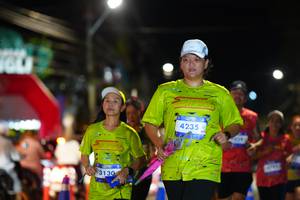 BIB: 3130, 4235
                            <button type="button" onclick="openModal(26221812)" class="btn btn-primary btn-sm float-right btn-popup" data-toggle="modal" data-target=".modal-high-quality">
                        <i class="fas fa-shopping-cart"></i> Add to Cart
                    </button>
                                            <button type="button" onclick="isThisMe(26221812, true)" class="btn btn-success btn-sm float-right btn-popup btn-isme hidden" data-toggle="tooltip" data-placement="bottom" title="นี่คือรูปของคุณใช่ไหม คลิกที่นี่เพื่อเอาเข้าอัลบั้ม">
                        <i class="fas fa-plus"></i> Add to album
                    </button>
                    <button type="button" onclick="isThisMe(26221812, false)" class="btn btn-warning btn-sm float-right btn-popup btn-isnotme hidden">
                        <i class="fas fa-ban"></i> Remove from album
                    </button>