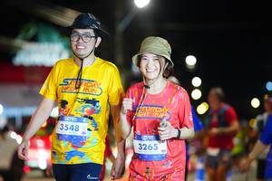 BIB: 3548
                            <button type="button" onclick="openModal(26223713)" class="btn btn-primary btn-sm float-right btn-popup" data-toggle="modal" data-target=".modal-high-quality">
                        <i class="fas fa-shopping-cart"></i> Add to Cart
                    </button>
                                            <button type="button" onclick="isThisMe(26223713, true)" class="btn btn-success btn-sm float-right btn-popup btn-isme hidden" data-toggle="tooltip" data-placement="bottom" title="นี่คือรูปของคุณใช่ไหม คลิกที่นี่เพื่อเอาเข้าอัลบั้ม">
                        <i class="fas fa-plus"></i> Add to album
                    </button>
                    <button type="button" onclick="isThisMe(26223713, false)" class="btn btn-warning btn-sm float-right btn-popup btn-isnotme hidden">
                        <i class="fas fa-ban"></i> Remove from album
                    </button>