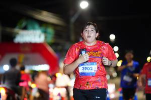 BIB: 3902
                            <button type="button" onclick="openModal(26222334)" class="btn btn-primary btn-sm float-right btn-popup" data-toggle="modal" data-target=".modal-high-quality">
                        <i class="fas fa-shopping-cart"></i> Add to Cart
                    </button>
                                            <button type="button" onclick="isThisMe(26222334, true)" class="btn btn-success btn-sm float-right btn-popup btn-isme hidden" data-toggle="tooltip" data-placement="bottom" title="นี่คือรูปของคุณใช่ไหม คลิกที่นี่เพื่อเอาเข้าอัลบั้ม">
                        <i class="fas fa-plus"></i> Add to album
                    </button>
                    <button type="button" onclick="isThisMe(26222334, false)" class="btn btn-warning btn-sm float-right btn-popup btn-isnotme hidden">
                        <i class="fas fa-ban"></i> Remove from album
                    </button>