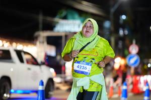 BIB: 4226
                            <button type="button" onclick="openModal(26224048)" class="btn btn-primary btn-sm float-right btn-popup" data-toggle="modal" data-target=".modal-high-quality">
                        <i class="fas fa-shopping-cart"></i> Add to Cart
                    </button>
                                            <button type="button" onclick="isThisMe(26224048, true)" class="btn btn-success btn-sm float-right btn-popup btn-isme hidden" data-toggle="tooltip" data-placement="bottom" title="นี่คือรูปของคุณใช่ไหม คลิกที่นี่เพื่อเอาเข้าอัลบั้ม">
                        <i class="fas fa-plus"></i> Add to album
                    </button>
                    <button type="button" onclick="isThisMe(26224048, false)" class="btn btn-warning btn-sm float-right btn-popup btn-isnotme hidden">
                        <i class="fas fa-ban"></i> Remove from album
                    </button>