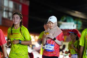 BIB: 3154, 3098
                            <button type="button" onclick="openModal(26222730)" class="btn btn-primary btn-sm float-right btn-popup" data-toggle="modal" data-target=".modal-high-quality">
                        <i class="fas fa-shopping-cart"></i> Add to Cart
                    </button>
                                            <button type="button" onclick="isThisMe(26222730, true)" class="btn btn-success btn-sm float-right btn-popup btn-isme hidden" data-toggle="tooltip" data-placement="bottom" title="นี่คือรูปของคุณใช่ไหม คลิกที่นี่เพื่อเอาเข้าอัลบั้ม">
                        <i class="fas fa-plus"></i> Add to album
                    </button>
                    <button type="button" onclick="isThisMe(26222730, false)" class="btn btn-warning btn-sm float-right btn-popup btn-isnotme hidden">
                        <i class="fas fa-ban"></i> Remove from album
                    </button>