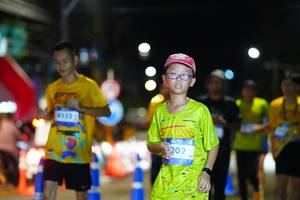 BIB: 4532, 202
                            <button type="button" onclick="openModal(26221691)" class="btn btn-primary btn-sm float-right btn-popup" data-toggle="modal" data-target=".modal-high-quality">
                        <i class="fas fa-shopping-cart"></i> Add to Cart
                    </button>
                                            <button type="button" onclick="isThisMe(26221691, true)" class="btn btn-success btn-sm float-right btn-popup btn-isme hidden" data-toggle="tooltip" data-placement="bottom" title="นี่คือรูปของคุณใช่ไหม คลิกที่นี่เพื่อเอาเข้าอัลบั้ม">
                        <i class="fas fa-plus"></i> Add to album
                    </button>
                    <button type="button" onclick="isThisMe(26221691, false)" class="btn btn-warning btn-sm float-right btn-popup btn-isnotme hidden">
                        <i class="fas fa-ban"></i> Remove from album
                    </button>