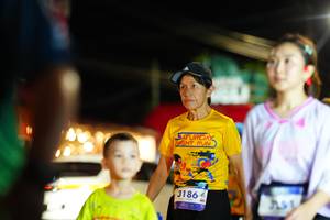 BIB: 3186
                            <button type="button" onclick="openModal(26223994)" class="btn btn-primary btn-sm float-right btn-popup" data-toggle="modal" data-target=".modal-high-quality">
                        <i class="fas fa-shopping-cart"></i> Add to Cart
                    </button>
                                            <button type="button" onclick="isThisMe(26223994, true)" class="btn btn-success btn-sm float-right btn-popup btn-isme hidden" data-toggle="tooltip" data-placement="bottom" title="นี่คือรูปของคุณใช่ไหม คลิกที่นี่เพื่อเอาเข้าอัลบั้ม">
                        <i class="fas fa-plus"></i> Add to album
                    </button>
                    <button type="button" onclick="isThisMe(26223994, false)" class="btn btn-warning btn-sm float-right btn-popup btn-isnotme hidden">
                        <i class="fas fa-ban"></i> Remove from album
                    </button>