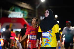 BIB: 3433, 4337
                            <button type="button" onclick="openModal(26222373)" class="btn btn-primary btn-sm float-right btn-popup" data-toggle="modal" data-target=".modal-high-quality">
                        <i class="fas fa-shopping-cart"></i> Add to Cart
                    </button>
                                            <button type="button" onclick="isThisMe(26222373, true)" class="btn btn-success btn-sm float-right btn-popup btn-isme hidden" data-toggle="tooltip" data-placement="bottom" title="นี่คือรูปของคุณใช่ไหม คลิกที่นี่เพื่อเอาเข้าอัลบั้ม">
                        <i class="fas fa-plus"></i> Add to album
                    </button>
                    <button type="button" onclick="isThisMe(26222373, false)" class="btn btn-warning btn-sm float-right btn-popup btn-isnotme hidden">
                        <i class="fas fa-ban"></i> Remove from album
                    </button>