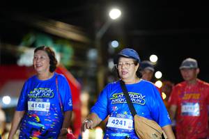 BIB: 4148, 4241
                            <button type="button" onclick="openModal(26225753)" class="btn btn-primary btn-sm float-right btn-popup" data-toggle="modal" data-target=".modal-high-quality">
                        <i class="fas fa-shopping-cart"></i> Add to Cart
                    </button>
                                            <button type="button" onclick="isThisMe(26225753, true)" class="btn btn-success btn-sm float-right btn-popup btn-isme hidden" data-toggle="tooltip" data-placement="bottom" title="นี่คือรูปของคุณใช่ไหม คลิกที่นี่เพื่อเอาเข้าอัลบั้ม">
                        <i class="fas fa-plus"></i> Add to album
                    </button>
                    <button type="button" onclick="isThisMe(26225753, false)" class="btn btn-warning btn-sm float-right btn-popup btn-isnotme hidden">
                        <i class="fas fa-ban"></i> Remove from album
                    </button>