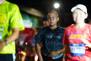 BIB: 3370
                            <button type="button" onclick="openModal(26222514)" class="btn btn-primary btn-sm float-right btn-popup" data-toggle="modal" data-target=".modal-high-quality">
                        <i class="fas fa-shopping-cart"></i> Add to Cart
                    </button>
                                            <button type="button" onclick="isThisMe(26222514, true)" class="btn btn-success btn-sm float-right btn-popup btn-isme hidden" data-toggle="tooltip" data-placement="bottom" title="นี่คือรูปของคุณใช่ไหม คลิกที่นี่เพื่อเอาเข้าอัลบั้ม">
                        <i class="fas fa-plus"></i> Add to album
                    </button>
                    <button type="button" onclick="isThisMe(26222514, false)" class="btn btn-warning btn-sm float-right btn-popup btn-isnotme hidden">
                        <i class="fas fa-ban"></i> Remove from album
                    </button>