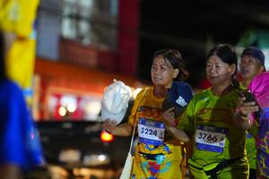 BIB: 3224, 3766
                            <button type="button" onclick="openModal(26225848)" class="btn btn-primary btn-sm float-right btn-popup" data-toggle="modal" data-target=".modal-high-quality">
                        <i class="fas fa-shopping-cart"></i> Add to Cart
                    </button>
                                            <button type="button" onclick="isThisMe(26225848, true)" class="btn btn-success btn-sm float-right btn-popup btn-isme hidden" data-toggle="tooltip" data-placement="bottom" title="นี่คือรูปของคุณใช่ไหม คลิกที่นี่เพื่อเอาเข้าอัลบั้ม">
                        <i class="fas fa-plus"></i> Add to album
                    </button>
                    <button type="button" onclick="isThisMe(26225848, false)" class="btn btn-warning btn-sm float-right btn-popup btn-isnotme hidden">
                        <i class="fas fa-ban"></i> Remove from album
                    </button>