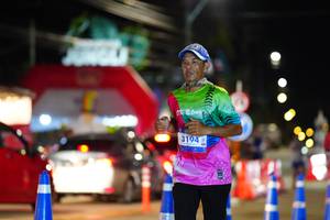 BIB: 3194
                            <button type="button" onclick="openModal(26221515)" class="btn btn-primary btn-sm float-right btn-popup" data-toggle="modal" data-target=".modal-high-quality">
                        <i class="fas fa-shopping-cart"></i> Add to Cart
                    </button>
                                            <button type="button" onclick="isThisMe(26221515, true)" class="btn btn-success btn-sm float-right btn-popup btn-isme hidden" data-toggle="tooltip" data-placement="bottom" title="นี่คือรูปของคุณใช่ไหม คลิกที่นี่เพื่อเอาเข้าอัลบั้ม">
                        <i class="fas fa-plus"></i> Add to album
                    </button>
                    <button type="button" onclick="isThisMe(26221515, false)" class="btn btn-warning btn-sm float-right btn-popup btn-isnotme hidden">
                        <i class="fas fa-ban"></i> Remove from album
                    </button>