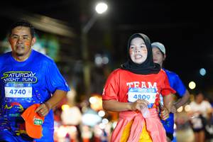 BIB: 4740, 4809
                            <button type="button" onclick="openModal(26221885)" class="btn btn-primary btn-sm float-right btn-popup" data-toggle="modal" data-target=".modal-high-quality">
                        <i class="fas fa-shopping-cart"></i> Add to Cart
                    </button>
                                            <button type="button" onclick="isThisMe(26221885, true)" class="btn btn-success btn-sm float-right btn-popup btn-isme hidden" data-toggle="tooltip" data-placement="bottom" title="นี่คือรูปของคุณใช่ไหม คลิกที่นี่เพื่อเอาเข้าอัลบั้ม">
                        <i class="fas fa-plus"></i> Add to album
                    </button>
                    <button type="button" onclick="isThisMe(26221885, false)" class="btn btn-warning btn-sm float-right btn-popup btn-isnotme hidden">
                        <i class="fas fa-ban"></i> Remove from album
                    </button>