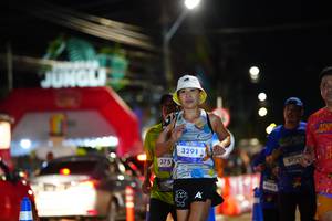 BIB: 375, 3291, 3770
                            <button type="button" onclick="openModal(26221562)" class="btn btn-primary btn-sm float-right btn-popup" data-toggle="modal" data-target=".modal-high-quality">
                        <i class="fas fa-shopping-cart"></i> Add to Cart
                    </button>
                                            <button type="button" onclick="isThisMe(26221562, true)" class="btn btn-success btn-sm float-right btn-popup btn-isme hidden" data-toggle="tooltip" data-placement="bottom" title="นี่คือรูปของคุณใช่ไหม คลิกที่นี่เพื่อเอาเข้าอัลบั้ม">
                        <i class="fas fa-plus"></i> Add to album
                    </button>
                    <button type="button" onclick="isThisMe(26221562, false)" class="btn btn-warning btn-sm float-right btn-popup btn-isnotme hidden">
                        <i class="fas fa-ban"></i> Remove from album
                    </button>