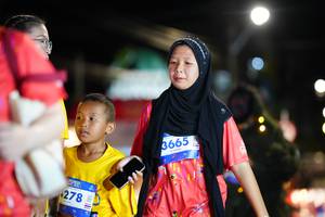 BIB: 278, 3665
                            <button type="button" onclick="openModal(26224275)" class="btn btn-primary btn-sm float-right btn-popup" data-toggle="modal" data-target=".modal-high-quality">
                        <i class="fas fa-shopping-cart"></i> Add to Cart
                    </button>
                                            <button type="button" onclick="isThisMe(26224275, true)" class="btn btn-success btn-sm float-right btn-popup btn-isme hidden" data-toggle="tooltip" data-placement="bottom" title="นี่คือรูปของคุณใช่ไหม คลิกที่นี่เพื่อเอาเข้าอัลบั้ม">
                        <i class="fas fa-plus"></i> Add to album
                    </button>
                    <button type="button" onclick="isThisMe(26224275, false)" class="btn btn-warning btn-sm float-right btn-popup btn-isnotme hidden">
                        <i class="fas fa-ban"></i> Remove from album
                    </button>