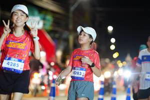 BIB: 4285, 4283
                            <button type="button" onclick="openModal(26222558)" class="btn btn-primary btn-sm float-right btn-popup" data-toggle="modal" data-target=".modal-high-quality">
                        <i class="fas fa-shopping-cart"></i> Add to Cart
                    </button>
                                            <button type="button" onclick="isThisMe(26222558, true)" class="btn btn-success btn-sm float-right btn-popup btn-isme hidden" data-toggle="tooltip" data-placement="bottom" title="นี่คือรูปของคุณใช่ไหม คลิกที่นี่เพื่อเอาเข้าอัลบั้ม">
                        <i class="fas fa-plus"></i> Add to album
                    </button>
                    <button type="button" onclick="isThisMe(26222558, false)" class="btn btn-warning btn-sm float-right btn-popup btn-isnotme hidden">
                        <i class="fas fa-ban"></i> Remove from album
                    </button>