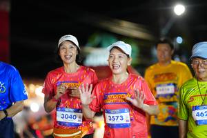 BIB: 3040, 3573, 462
                            <button type="button" onclick="openModal(26224468)" class="btn btn-primary btn-sm float-right btn-popup" data-toggle="modal" data-target=".modal-high-quality">
                        <i class="fas fa-shopping-cart"></i> Add to Cart
                    </button>
                                            <button type="button" onclick="isThisMe(26224468, true)" class="btn btn-success btn-sm float-right btn-popup btn-isme hidden" data-toggle="tooltip" data-placement="bottom" title="นี่คือรูปของคุณใช่ไหม คลิกที่นี่เพื่อเอาเข้าอัลบั้ม">
                        <i class="fas fa-plus"></i> Add to album
                    </button>
                    <button type="button" onclick="isThisMe(26224468, false)" class="btn btn-warning btn-sm float-right btn-popup btn-isnotme hidden">
                        <i class="fas fa-ban"></i> Remove from album
                    </button>