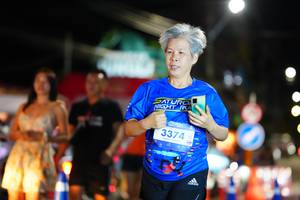 BIB: 3374
                            <button type="button" onclick="openModal(26222261)" class="btn btn-primary btn-sm float-right btn-popup" data-toggle="modal" data-target=".modal-high-quality">
                        <i class="fas fa-shopping-cart"></i> Add to Cart
                    </button>
                                            <button type="button" onclick="isThisMe(26222261, true)" class="btn btn-success btn-sm float-right btn-popup btn-isme hidden" data-toggle="tooltip" data-placement="bottom" title="นี่คือรูปของคุณใช่ไหม คลิกที่นี่เพื่อเอาเข้าอัลบั้ม">
                        <i class="fas fa-plus"></i> Add to album
                    </button>
                    <button type="button" onclick="isThisMe(26222261, false)" class="btn btn-warning btn-sm float-right btn-popup btn-isnotme hidden">
                        <i class="fas fa-ban"></i> Remove from album
                    </button>