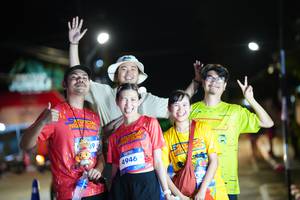 BIB: 4946
                            <button type="button" onclick="openModal(26226876)" class="btn btn-primary btn-sm float-right btn-popup" data-toggle="modal" data-target=".modal-high-quality">
                        <i class="fas fa-shopping-cart"></i> Add to Cart
                    </button>
                                            <button type="button" onclick="isThisMe(26226876, true)" class="btn btn-success btn-sm float-right btn-popup btn-isme hidden" data-toggle="tooltip" data-placement="bottom" title="นี่คือรูปของคุณใช่ไหม คลิกที่นี่เพื่อเอาเข้าอัลบั้ม">
                        <i class="fas fa-plus"></i> Add to album
                    </button>
                    <button type="button" onclick="isThisMe(26226876, false)" class="btn btn-warning btn-sm float-right btn-popup btn-isnotme hidden">
                        <i class="fas fa-ban"></i> Remove from album
                    </button>