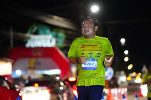 BIB: 4262
                            <button type="button" onclick="openModal(26221549)" class="btn btn-primary btn-sm float-right btn-popup" data-toggle="modal" data-target=".modal-high-quality">
                        <i class="fas fa-shopping-cart"></i> Add to Cart
                    </button>
                                            <button type="button" onclick="isThisMe(26221549, true)" class="btn btn-success btn-sm float-right btn-popup btn-isme hidden" data-toggle="tooltip" data-placement="bottom" title="นี่คือรูปของคุณใช่ไหม คลิกที่นี่เพื่อเอาเข้าอัลบั้ม">
                        <i class="fas fa-plus"></i> Add to album
                    </button>
                    <button type="button" onclick="isThisMe(26221549, false)" class="btn btn-warning btn-sm float-right btn-popup btn-isnotme hidden">
                        <i class="fas fa-ban"></i> Remove from album
                    </button>