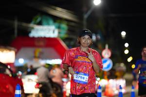 BIB: 3794
                            <button type="button" onclick="openModal(26221763)" class="btn btn-primary btn-sm float-right btn-popup" data-toggle="modal" data-target=".modal-high-quality">
                        <i class="fas fa-shopping-cart"></i> Add to Cart
                    </button>
                                            <button type="button" onclick="isThisMe(26221763, true)" class="btn btn-success btn-sm float-right btn-popup btn-isme hidden" data-toggle="tooltip" data-placement="bottom" title="นี่คือรูปของคุณใช่ไหม คลิกที่นี่เพื่อเอาเข้าอัลบั้ม">
                        <i class="fas fa-plus"></i> Add to album
                    </button>
                    <button type="button" onclick="isThisMe(26221763, false)" class="btn btn-warning btn-sm float-right btn-popup btn-isnotme hidden">
                        <i class="fas fa-ban"></i> Remove from album
                    </button>