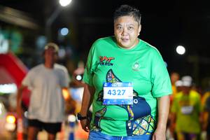 BIB: 4327
                            <button type="button" onclick="openModal(26224459)" class="btn btn-primary btn-sm float-right btn-popup" data-toggle="modal" data-target=".modal-high-quality">
                        <i class="fas fa-shopping-cart"></i> Add to Cart
                    </button>
                                            <button type="button" onclick="isThisMe(26224459, true)" class="btn btn-success btn-sm float-right btn-popup btn-isme hidden" data-toggle="tooltip" data-placement="bottom" title="นี่คือรูปของคุณใช่ไหม คลิกที่นี่เพื่อเอาเข้าอัลบั้ม">
                        <i class="fas fa-plus"></i> Add to album
                    </button>
                    <button type="button" onclick="isThisMe(26224459, false)" class="btn btn-warning btn-sm float-right btn-popup btn-isnotme hidden">
                        <i class="fas fa-ban"></i> Remove from album
                    </button>