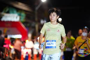 BIB: 4674
                            <button type="button" onclick="openModal(26222450)" class="btn btn-primary btn-sm float-right btn-popup" data-toggle="modal" data-target=".modal-high-quality">
                        <i class="fas fa-shopping-cart"></i> Add to Cart
                    </button>
                                            <button type="button" onclick="isThisMe(26222450, true)" class="btn btn-success btn-sm float-right btn-popup btn-isme hidden" data-toggle="tooltip" data-placement="bottom" title="นี่คือรูปของคุณใช่ไหม คลิกที่นี่เพื่อเอาเข้าอัลบั้ม">
                        <i class="fas fa-plus"></i> Add to album
                    </button>
                    <button type="button" onclick="isThisMe(26222450, false)" class="btn btn-warning btn-sm float-right btn-popup btn-isnotme hidden">
                        <i class="fas fa-ban"></i> Remove from album
                    </button>