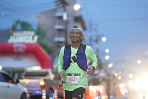 BIB: 5437
                            <button type="button" onclick="openModal(26220480)" class="btn btn-primary btn-sm float-right btn-popup" data-toggle="modal" data-target=".modal-high-quality">
                        <i class="fas fa-shopping-cart"></i> Add to Cart
                    </button>
                                            <button type="button" onclick="isThisMe(26220480, true)" class="btn btn-success btn-sm float-right btn-popup btn-isme hidden" data-toggle="tooltip" data-placement="bottom" title="นี่คือรูปของคุณใช่ไหม คลิกที่นี่เพื่อเอาเข้าอัลบั้ม">
                        <i class="fas fa-plus"></i> Add to album
                    </button>
                    <button type="button" onclick="isThisMe(26220480, false)" class="btn btn-warning btn-sm float-right btn-popup btn-isnotme hidden">
                        <i class="fas fa-ban"></i> Remove from album
                    </button>