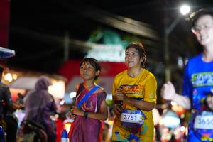 BIB: 3751, 3650
                            <button type="button" onclick="openModal(26222168)" class="btn btn-primary btn-sm float-right btn-popup" data-toggle="modal" data-target=".modal-high-quality">
                        <i class="fas fa-shopping-cart"></i> Add to Cart
                    </button>
                                            <button type="button" onclick="isThisMe(26222168, true)" class="btn btn-success btn-sm float-right btn-popup btn-isme hidden" data-toggle="tooltip" data-placement="bottom" title="นี่คือรูปของคุณใช่ไหม คลิกที่นี่เพื่อเอาเข้าอัลบั้ม">
                        <i class="fas fa-plus"></i> Add to album
                    </button>
                    <button type="button" onclick="isThisMe(26222168, false)" class="btn btn-warning btn-sm float-right btn-popup btn-isnotme hidden">
                        <i class="fas fa-ban"></i> Remove from album
                    </button>